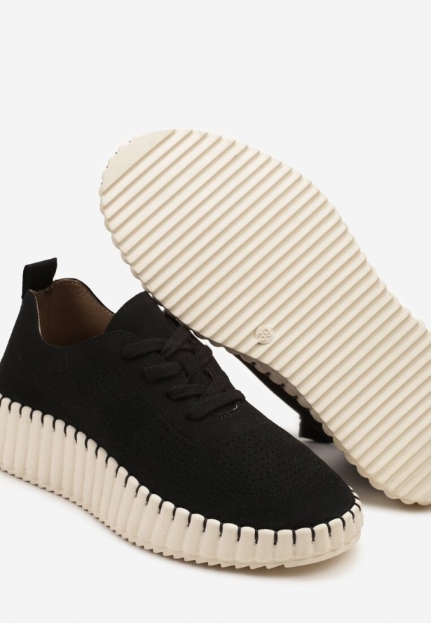 Czarne Ażurowe Sneakersy na Grubej Podeszwie z Tłoczeniem Ronele