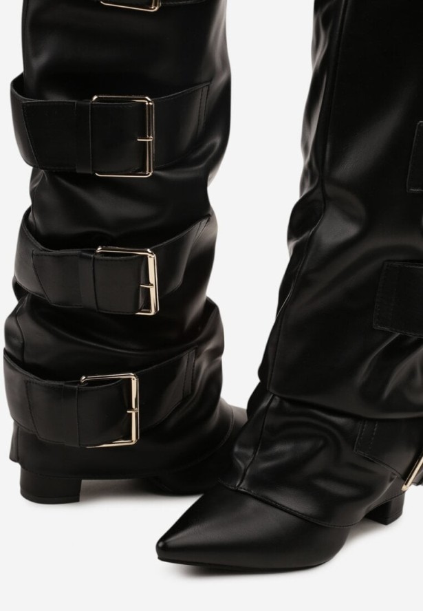 Czarne Marszczone Kozaki na Słupkowym Obcasie Zdobione Sprzączkami Arqellia