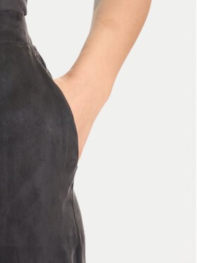 Guess Spodnie materiałowe W5YB02 WH5N2 Czarny Regular Fit