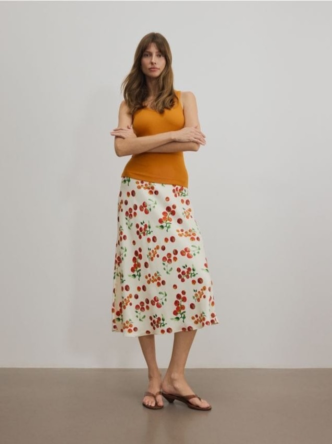 Wzorzysta spódnica midi - złamana biel