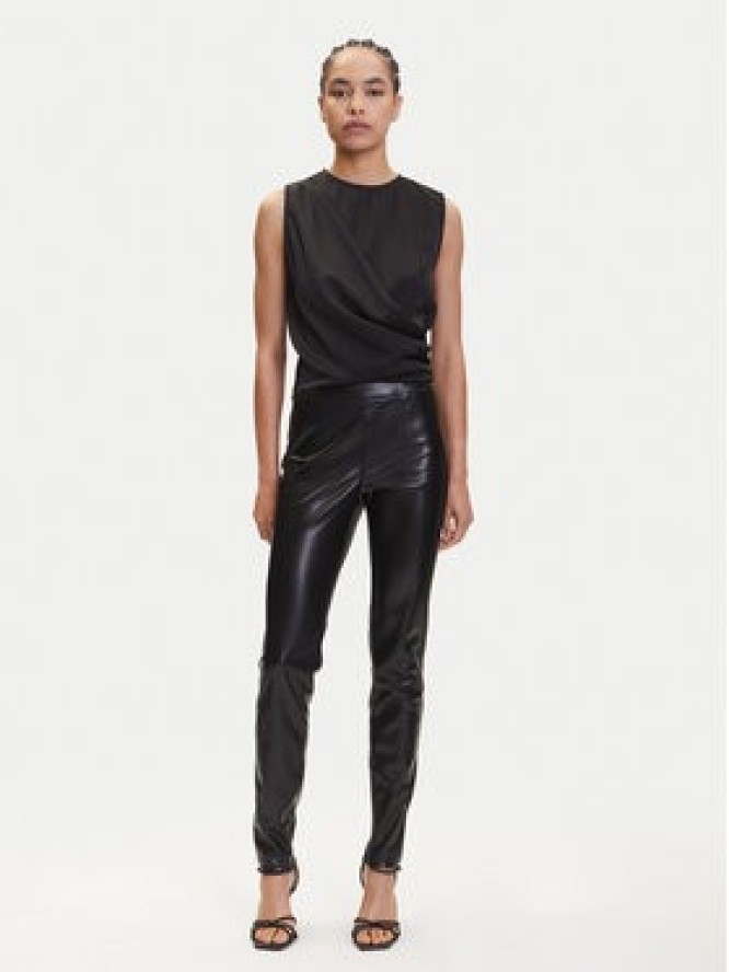 Guess Spodnie z imitacji skóry W4BB18 WGIK0 Brązowy Slim Fit