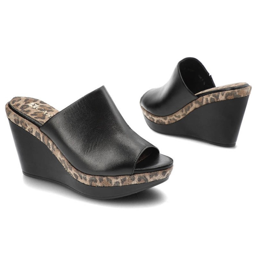 Czarne Klapki Carinii Eleganckie Buty Na Koturnie