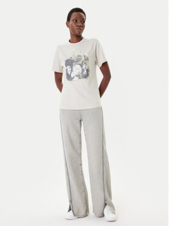 adidas T-Shirt 20th Century Fox Disney JX1282 Beżowy Regular Fit