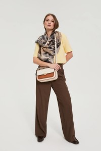 Torebka z długimi paskiem beżowa