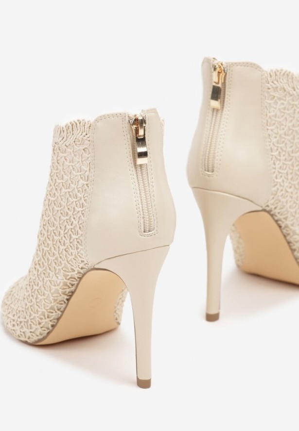 Beżowe Sandały Vices na Szpilce z Ażurową Cholewką Nelathra