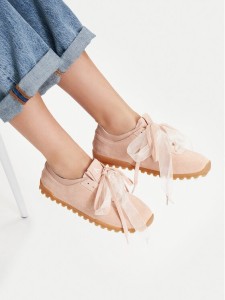 Calvin Klein Sneakersy Low Profile Run Mg Sue Db Laces HW0HW03150 Różowy jasny