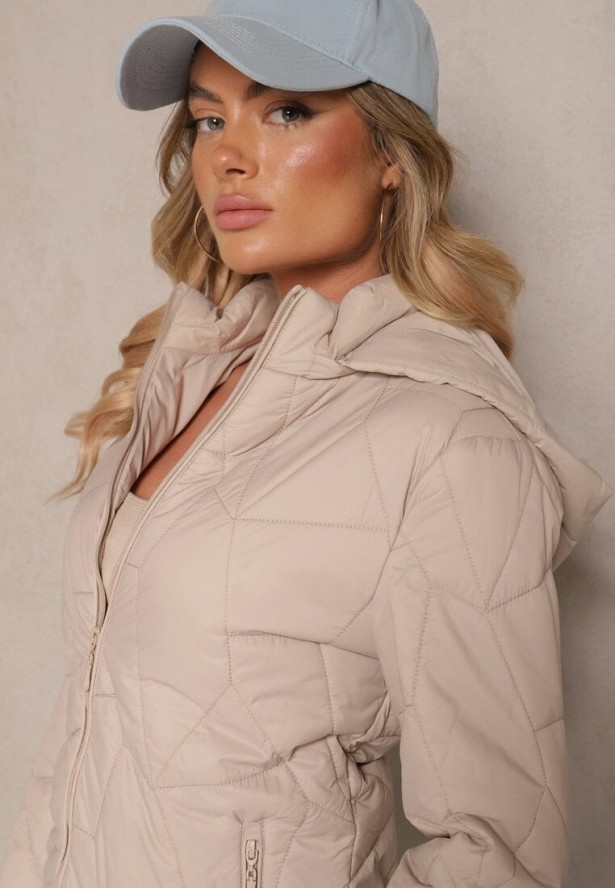 Ciemnobeżowa Przejściowa Kurtka z Kapturem Ozdobiona Pikowaniem Ninariela