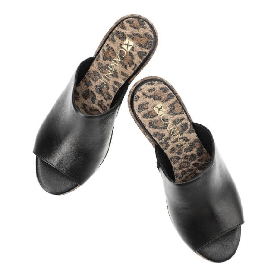 Czarne Klapki Carinii Eleganckie Buty Na Koturnie