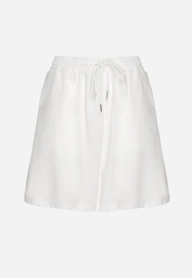 Białe Szorty z Wiskozą i Wysokim Stanem Puvea