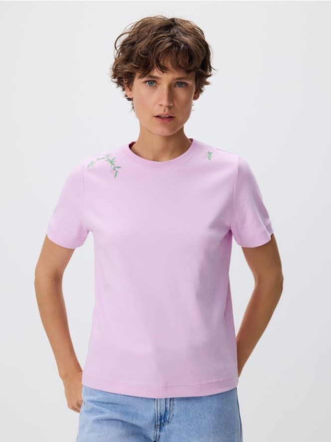 T-shirt z haftem - lawendowy