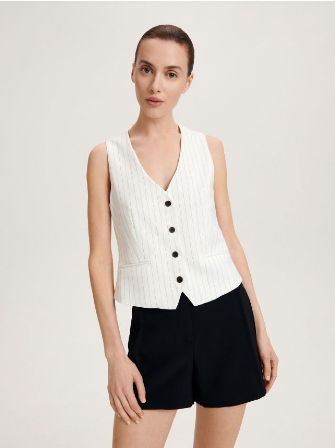 Szorty z wysokim stanem - czarny