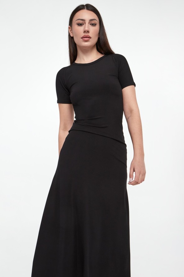 Sukienka z marszczeniem Norois MARELLA MONOCHROME