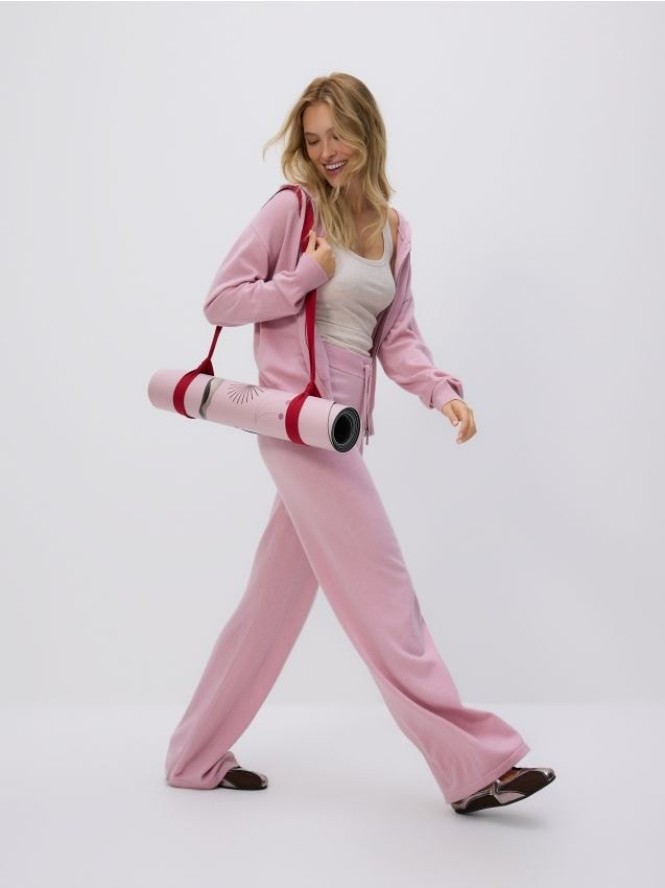 Dzianinowe spodnie z dodatkiem wełny - różowy