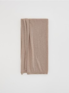 Gładki szalik - beżowy