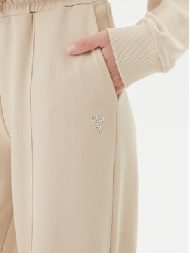 Guess Spodnie dresowe V5GB07 KCRP0 Beżowy Regular Fit