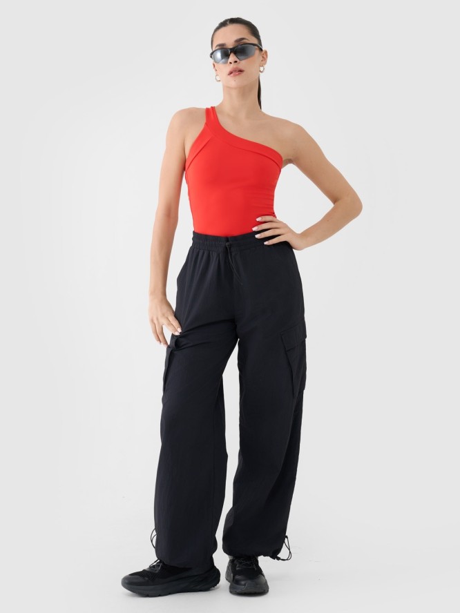 4F Crop-top slim z asymetrycznym ramiączkiem damski - czerwony XS