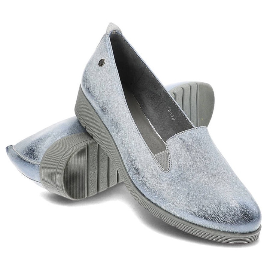 Półbuty damskie Maciejka, lakierowana skóra licowa z gumowym ściągaczem, błękitne, 03561-34-00-5