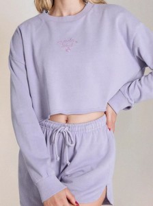 Bluza z haftem - fioletowy