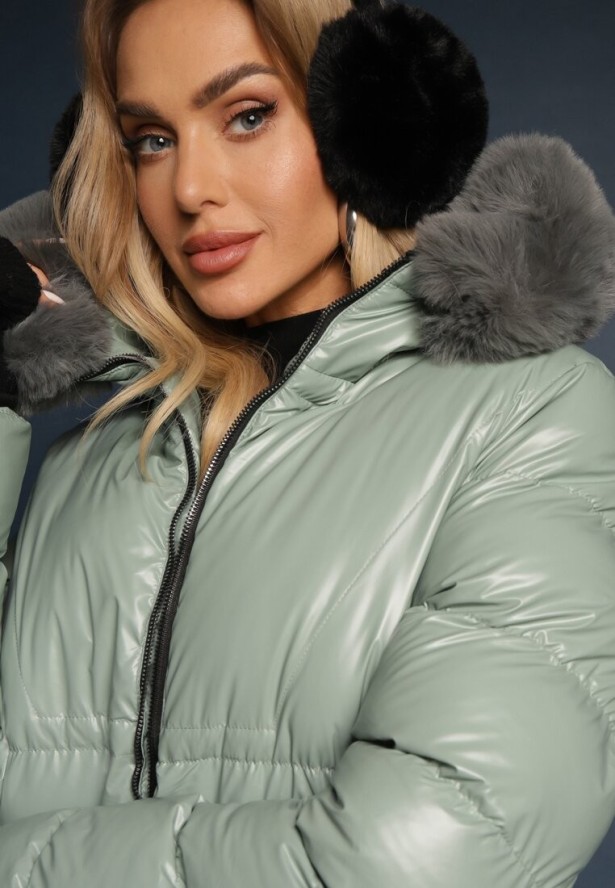 Ciemnozielona Kurtka Pikowana z Futerkiem i Kapturem Asmina