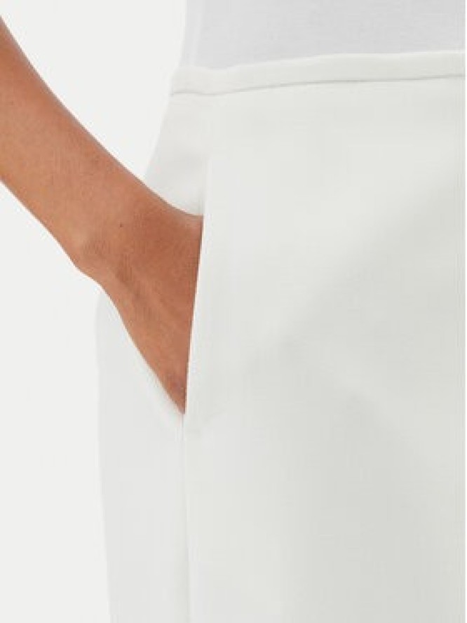 French Connection Spódnica midi 73YAB Biały Regular Fit