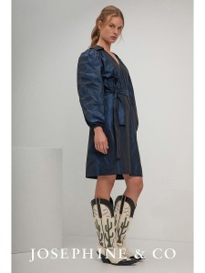 Josephine & Co Sukienka "Sanna" w kolorze granatowym rozmiar: 44