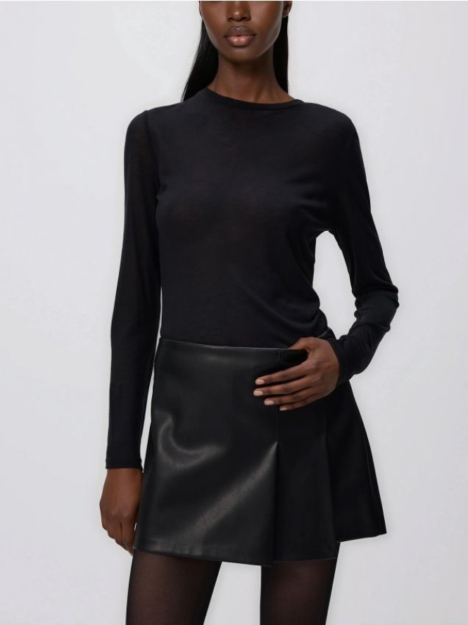 Spódnico-szorty z imitacji skóry - czarny