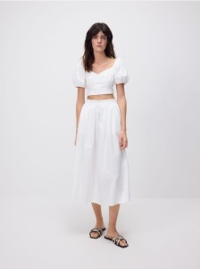 Rozkloszowana spódnica midi - biały