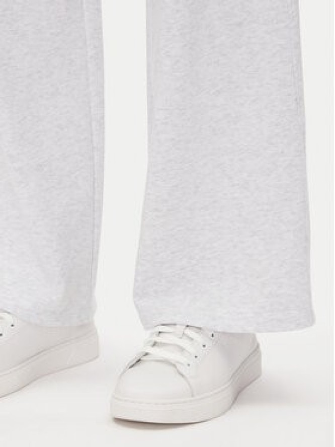 DKNY Sport Spodnie dresowe DP5P3601 Biały Regular Fit