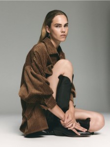 Sztruksowa koszula z kieszeniami - brązowy