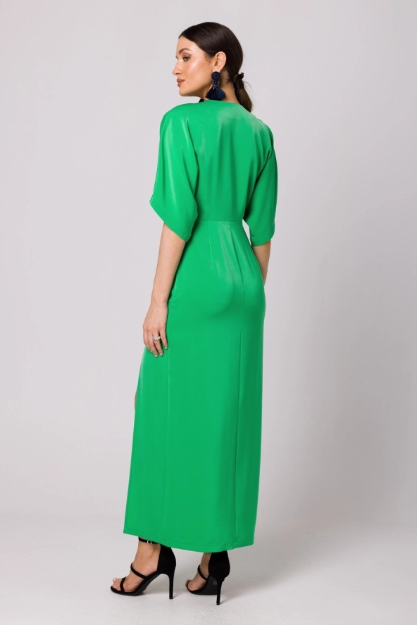 Długa sukienka z dekoltem V i rozcięciem kimonowa zielona