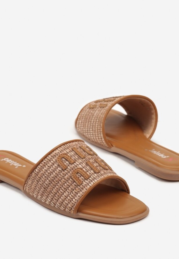 Brązowe Klapki na Płaskiej Podeszwie Zdobione Plecionką Zarivea