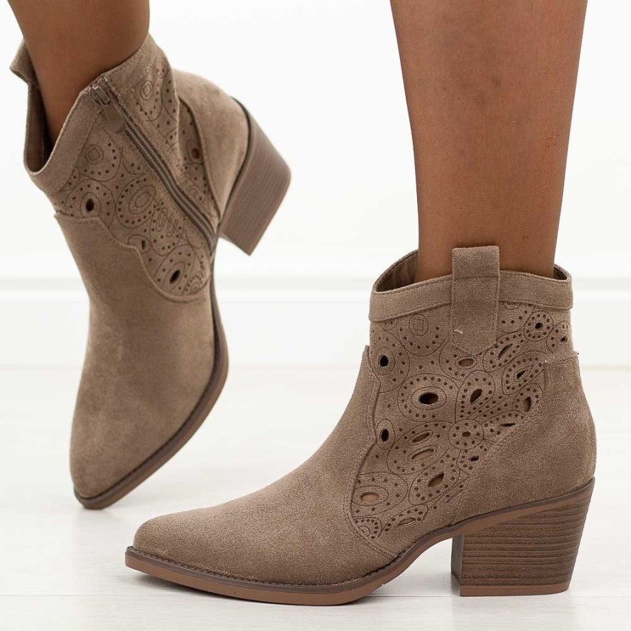 Fango ażurowe botki damskie, kowbojki Evento 9452