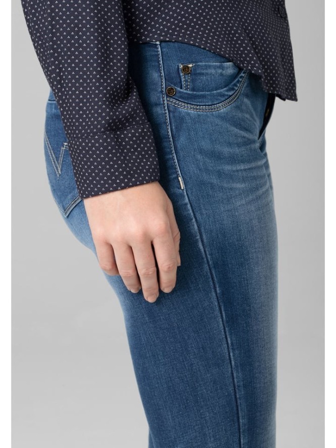 Timezone Dżinsy "Nali" - Skinny fit - w kolorze niebieskim rozmiar: W24/L30