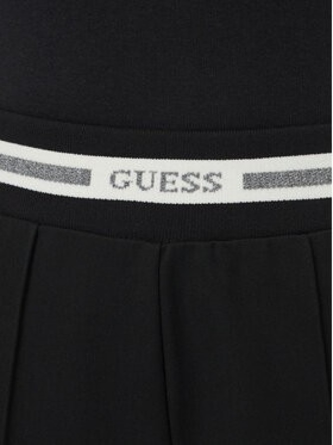 Guess Spodnie materiałowe V6BB14 W4758 Czarny Regular Fit
