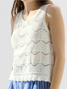 Bawełniany dzianinowy top - kremowy