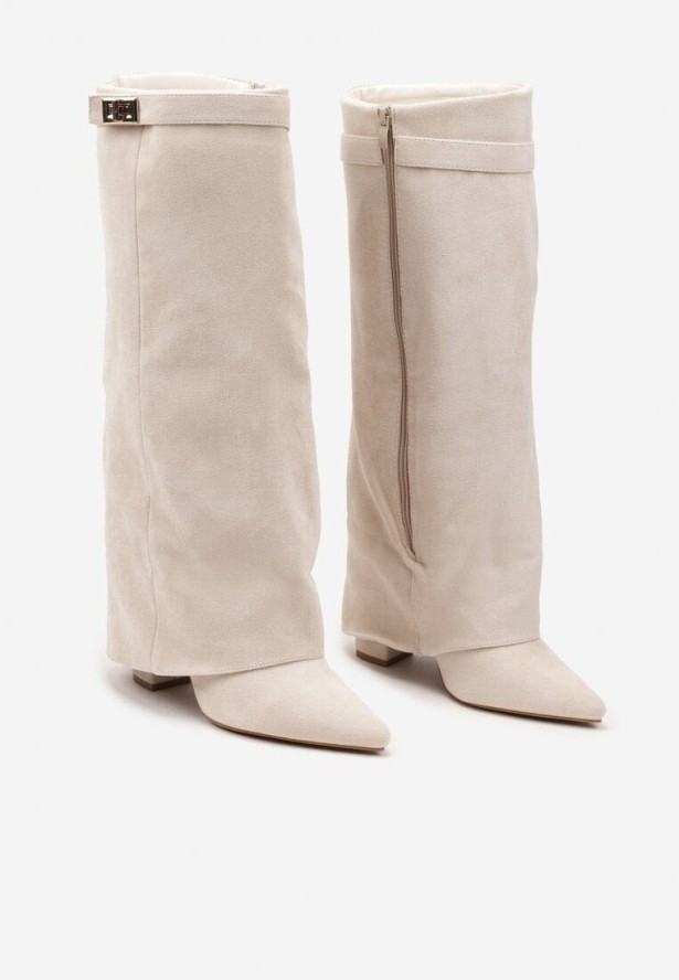 Beżowe Kozaki na Słupku z Wywiniętą Cholewką i Klamerką Upaxa