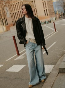 Jeansy wide leg z chustą - niebieski