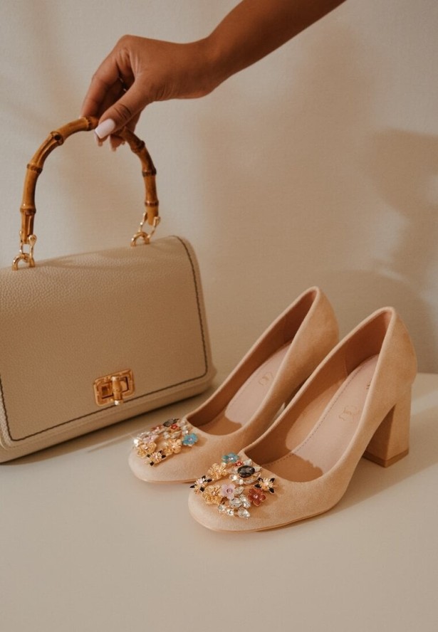 Beżowe Czółenka Vices na Obcasie ze Skórzaną Wkładką z Cyrkoniami Fonarieth