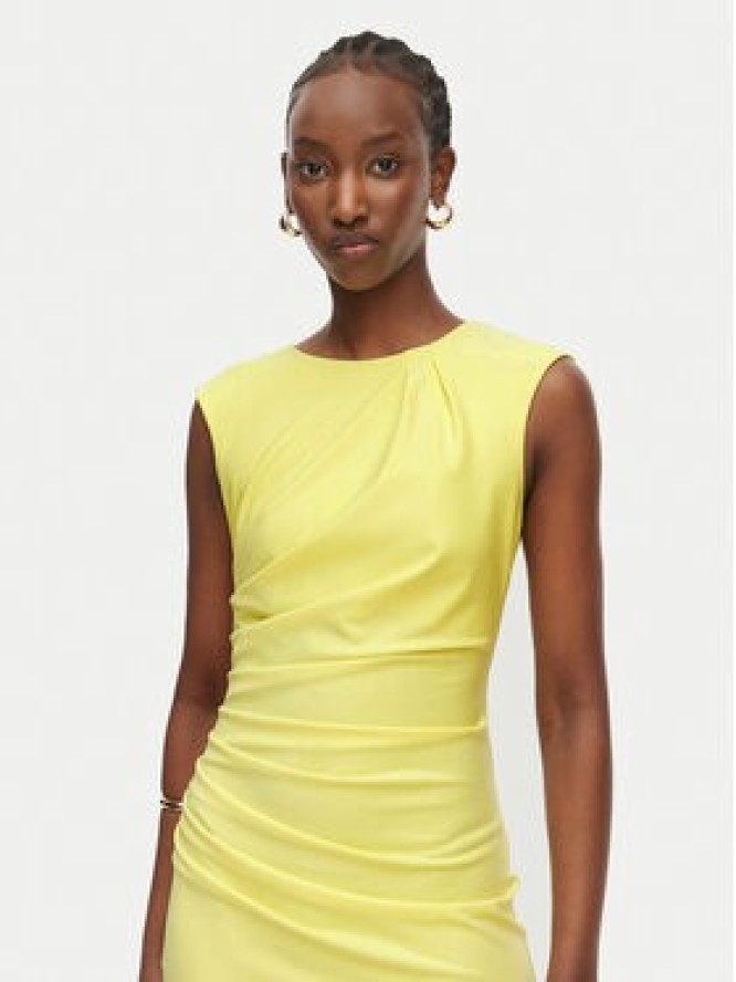 Rinascimento Sukienka koktajlowa CFC0127683003 Żółty jasny Slim Fit