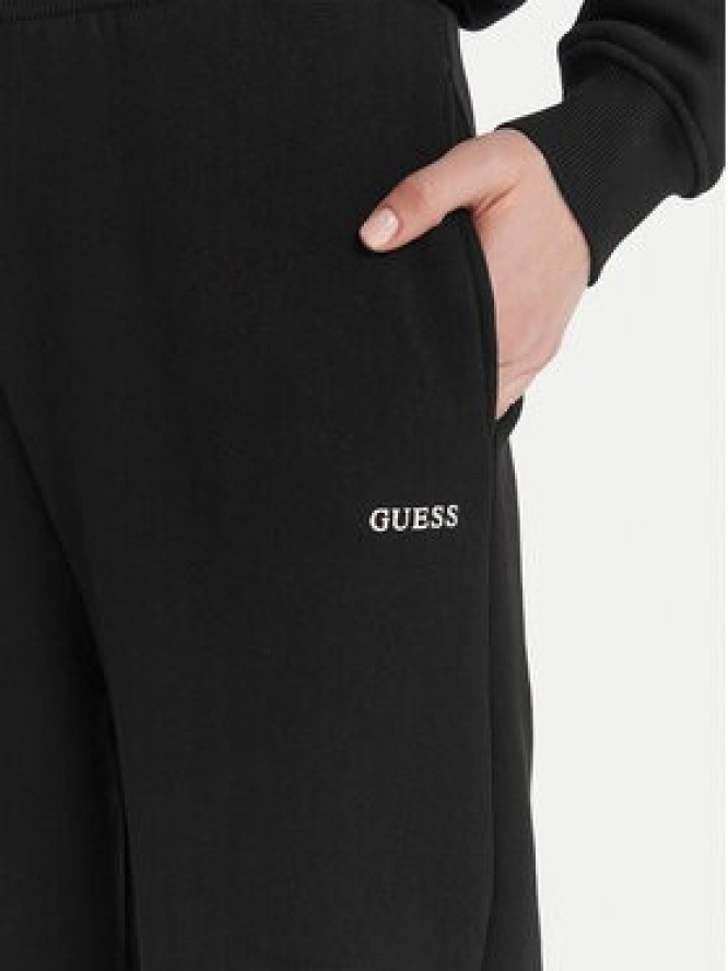 Guess Spodnie dresowe V6RB15 K9V31 Czarny Regular Fit