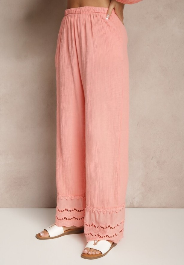 Różowy Komplet z Bawełny z Ażurowymi Wstawkami Bluzka z Wiązaniem i Spodnie Jaette