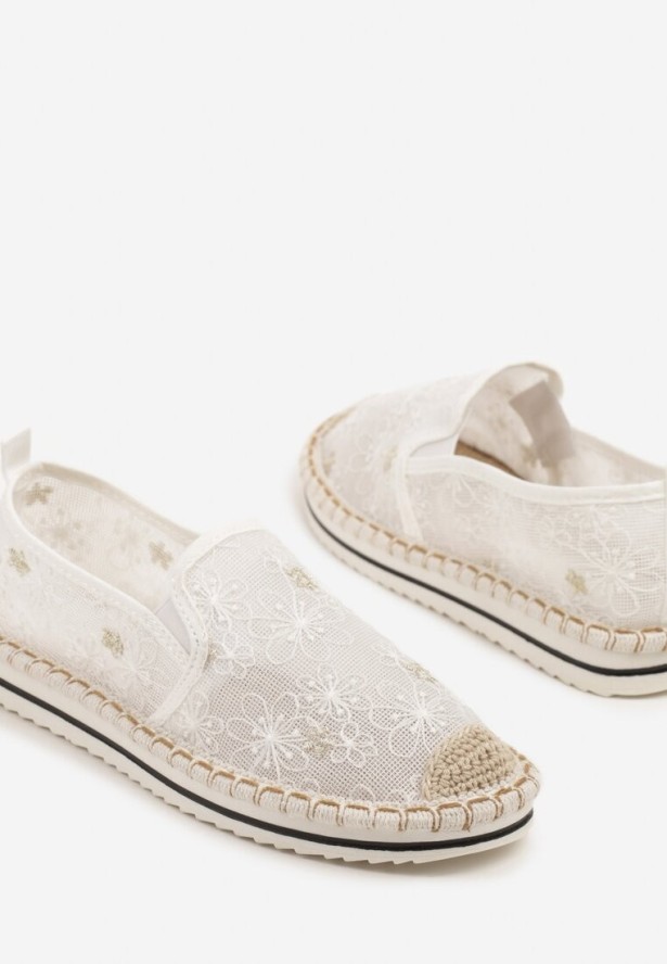Białe Espadryle z Ozdobną Plecionką Eranoria