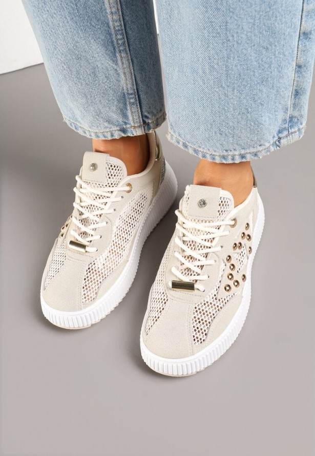 Beżowe Sneakersy z Nitami i Gwiazdą Viroti