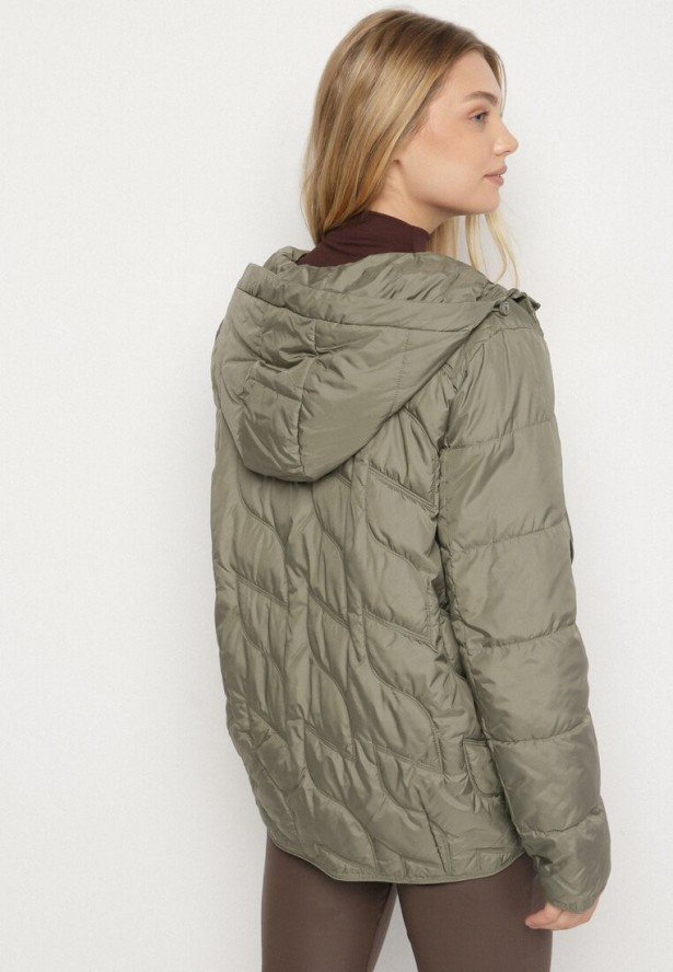 Jasnozielona Pikowana Kurtka Przejściowa o Klasycznym Kroju z Kapturem Tavitte
