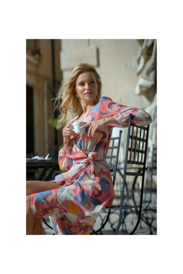 Zwiewna sukienka szyfonowa kopertowa z wiązaniem pastelowa