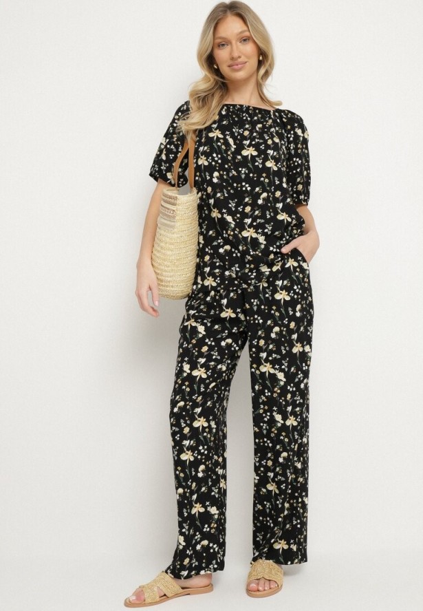 Czarna Bluzka ze Sztucznego Jedwabiu w Kwiaty Lisanithea