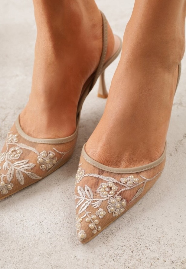 Ciemnobeżowe Sandały na Szpilce z Koronką Caskstar