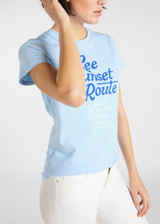 DAMSKI T-SHIRT LEE LEE GRAPHIC TEE REGULAR FIT SKY BLUE L41AEPNR 112108860