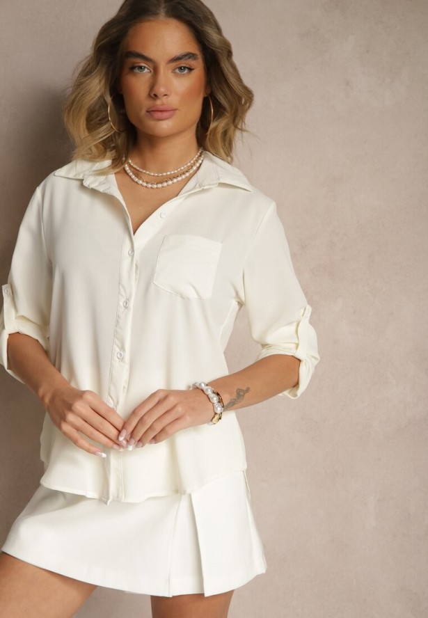 Biała Koszula Ozdobiona Podwijanymi Rękawami Doviraella