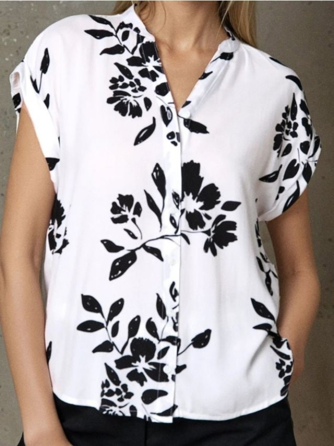 Wiskozowa koszula z krótkim rękawem w kwiaty - wielobarwny